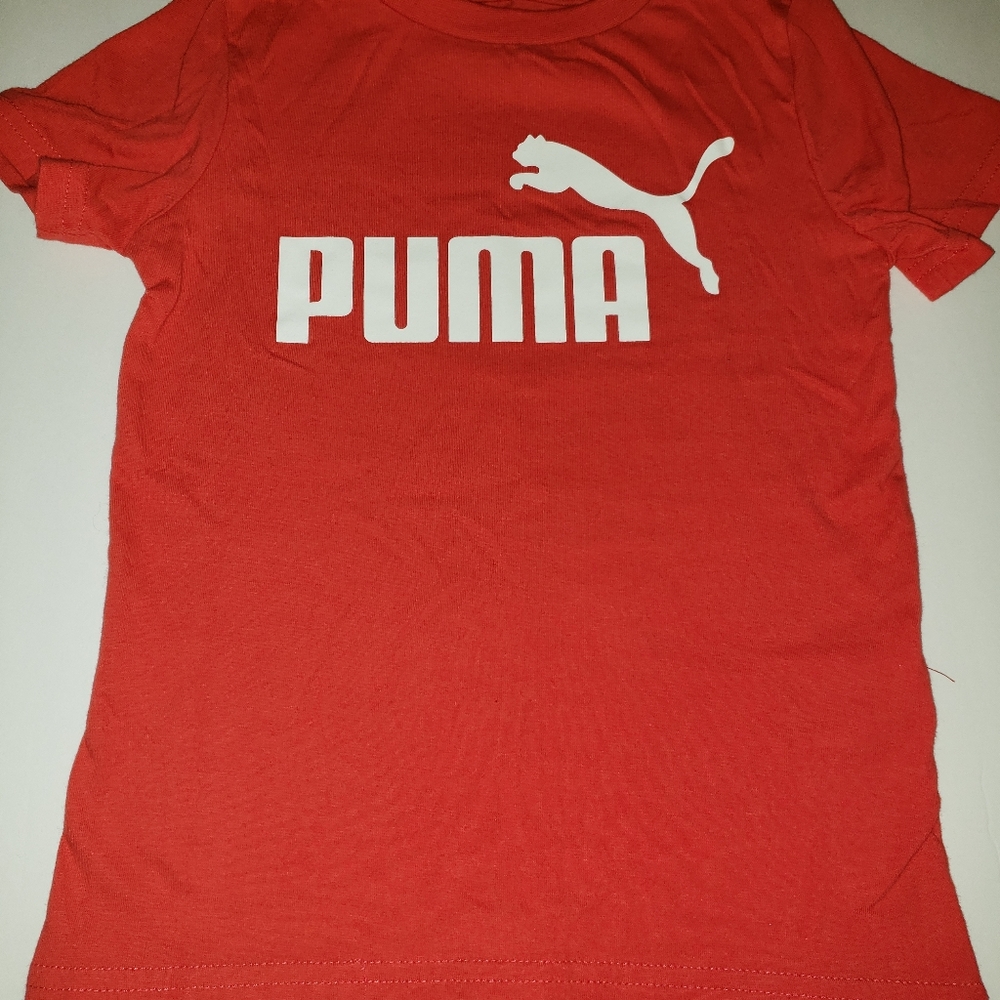 Size 6 child's puma shirt